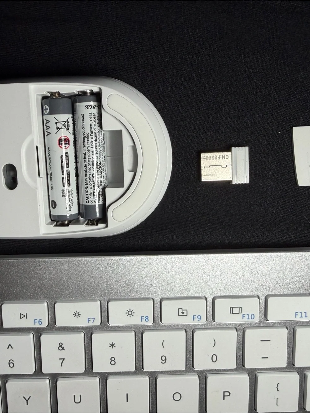 SEENDA SK38 Wireless Keyboard & Mouse Combo Full Size White Silver USB Receiver